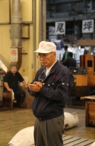 Tsukiji Fischmarkt | Ein zufriedener Käufer